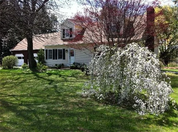 Unit for sale at 119 Russell Street, Sunderland, MA 01375