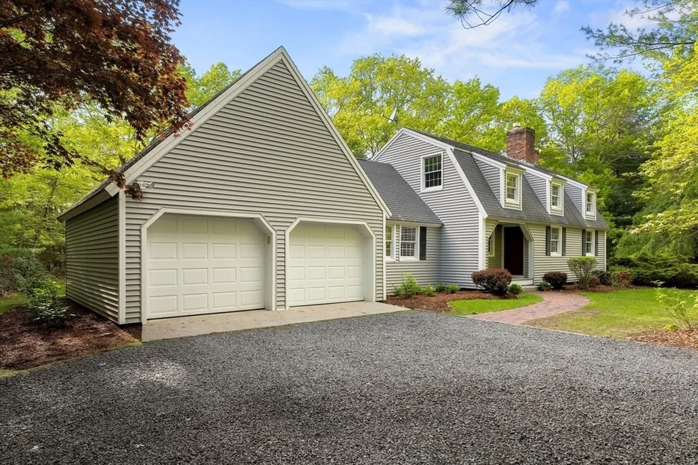 Unit for sale at 1 Blueberry Hill, Kingston, MA 02364