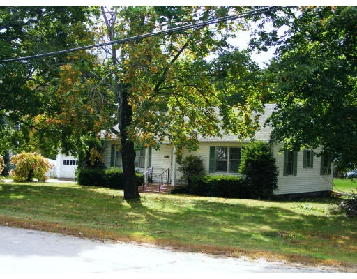 Unit for sale at 197 Broad Street, Barre, MA 01005