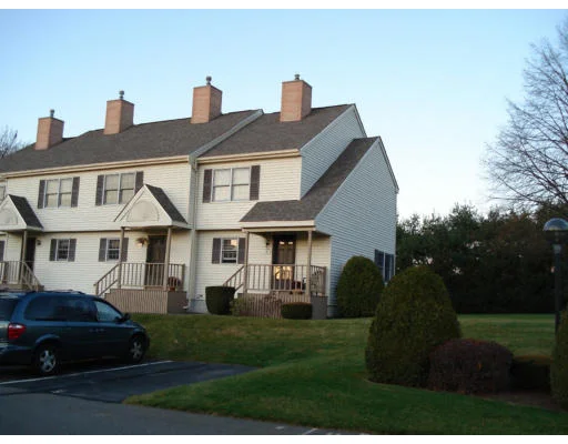 Unit for sale at 138 Newton Road, Plaistow, NH 03865