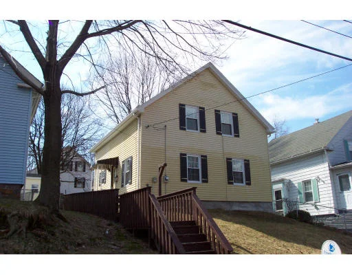 Unit for sale at 6 Prioulx St, Worcester, MA 01605