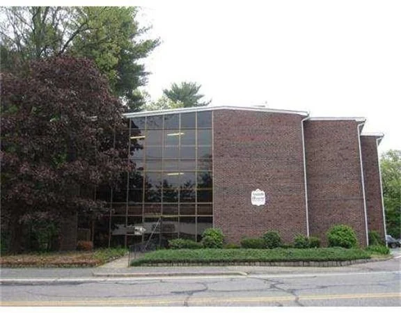 Unit for sale at 915 Edgell Rd, Framingham, MA 01701