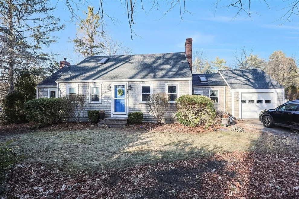Unit for sale at 110 Acushnet Rd, Mattapoisett, MA 02739