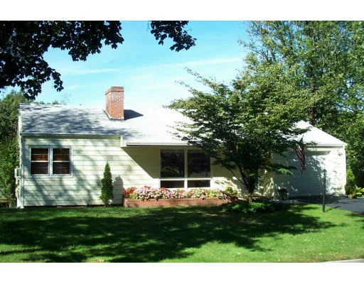 Unit for sale at 78 Benz St, Springfield, MA 01118