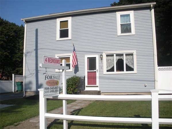 Unit for sale at 9 Alicia St, North Attleboro, MA 02760