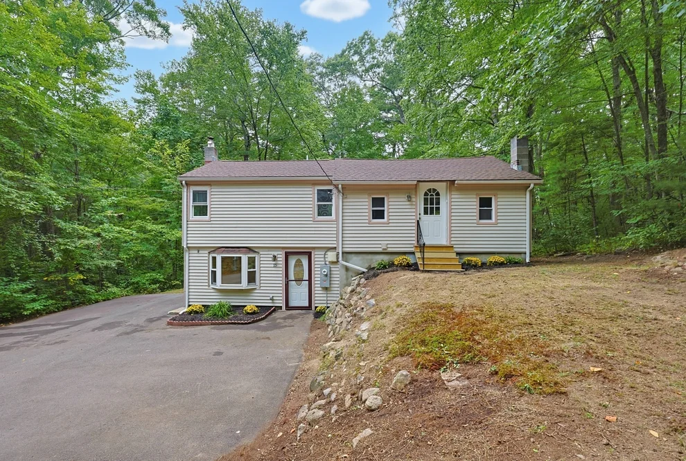 Unit for sale at 15 Yale Rd, Hopkinton, MA 01748