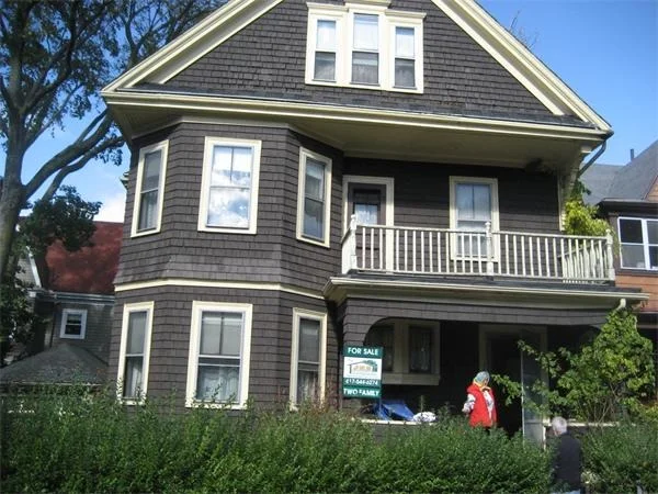 Unit for sale at 323 Huron Avenue, Cambridge, MA 02138