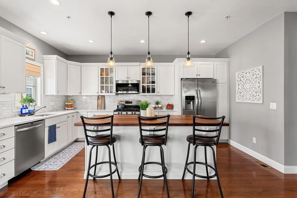 Unit for sale at 38 Stonehaven Dr, Weymouth, MA 02190