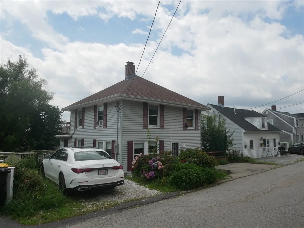 Unit for sale at 16 Hillside Rd, Hull, MA 02045