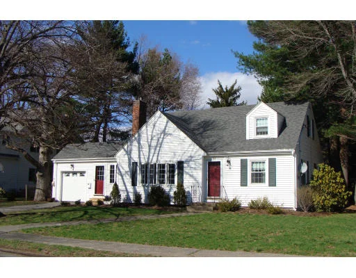 Unit for sale at 83 Old Farm Road, Needham, MA 02492