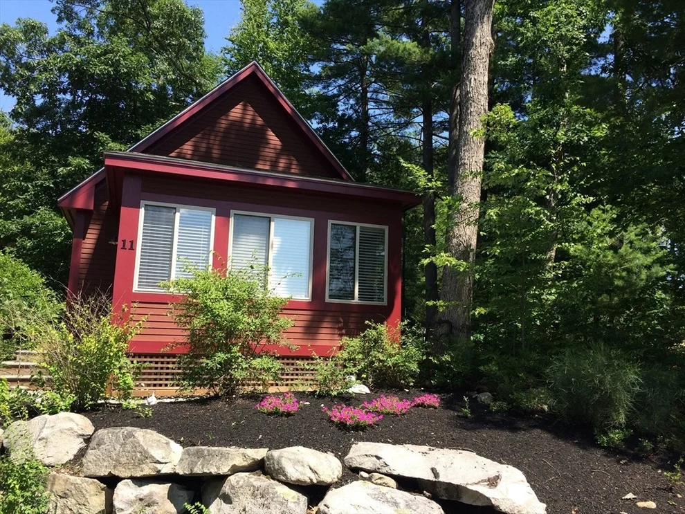 Unit for sale at 11 Big Rock Trail, Westford, MA 01886