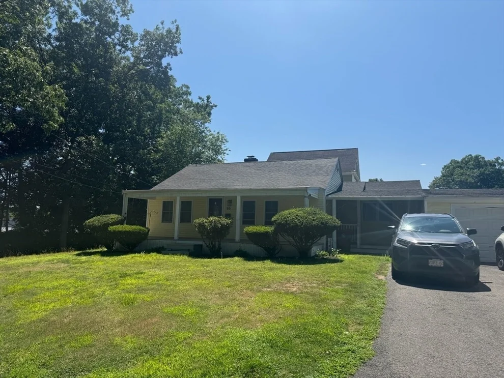 Unit for sale at 95 Augustine St, Brockton, MA 02301