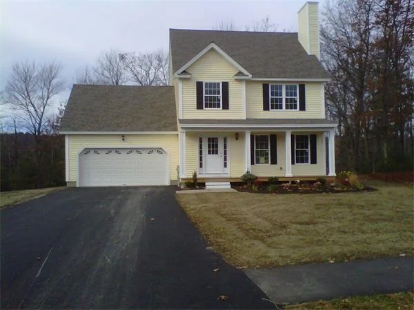 Unit for sale at 8 Spindletop Drive, Leominster, MA 01453