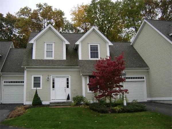 Unit for sale at 725 Boston Post Rd, Sudbury, MA 01776