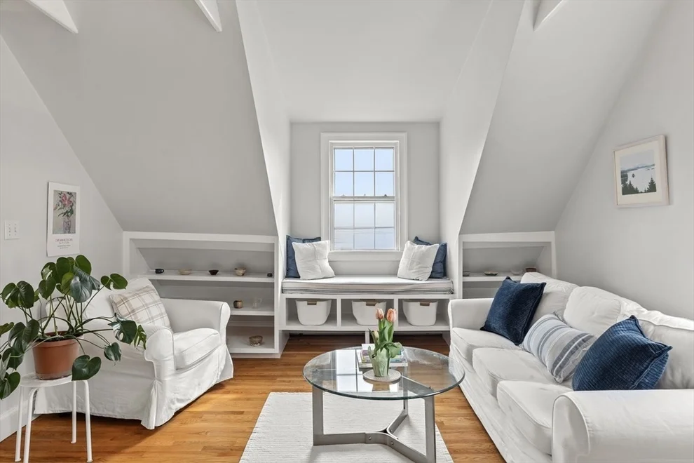Unit for sale at 3 Circle Street, Marblehead, MA 01945