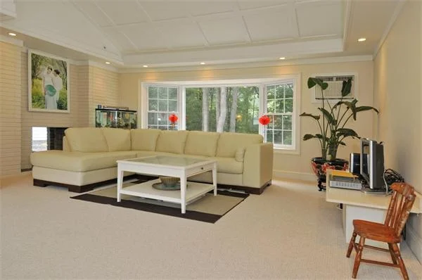 Unit for sale at 32 Russell Circle, Natick, MA 01760