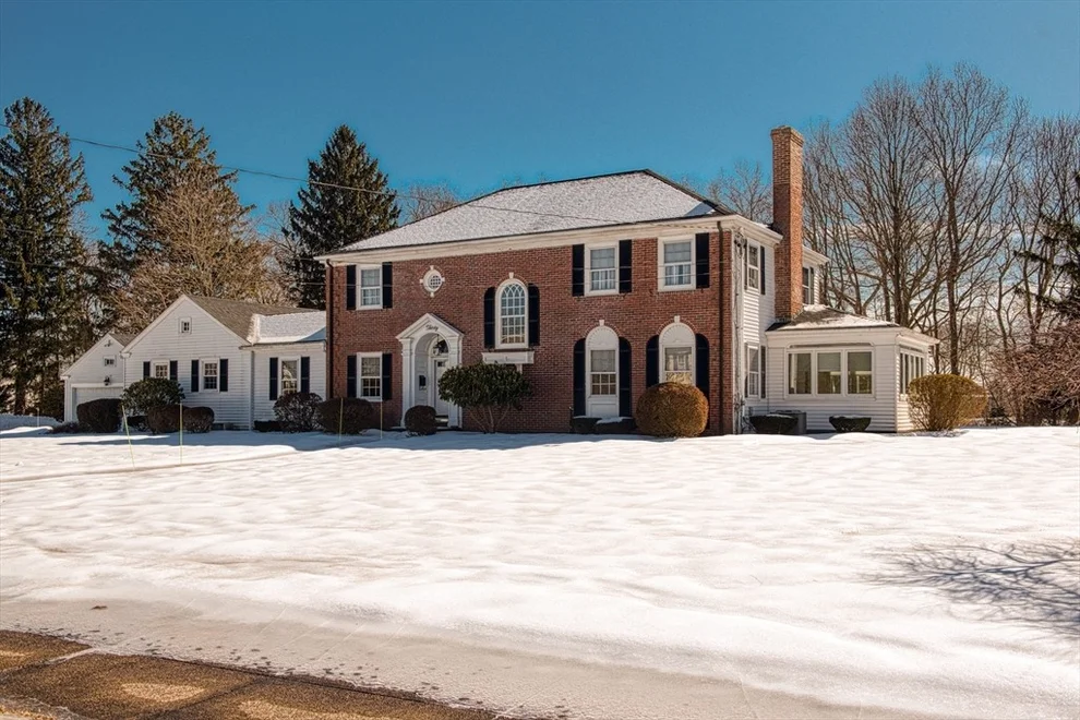 Unit for sale at 30 Thorny Lea Ter, Brockton, MA 02301