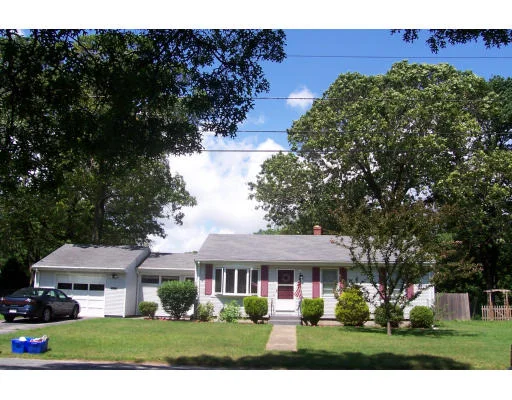Unit for sale at 79 Cleveland Street, Seekonk, MA 02771