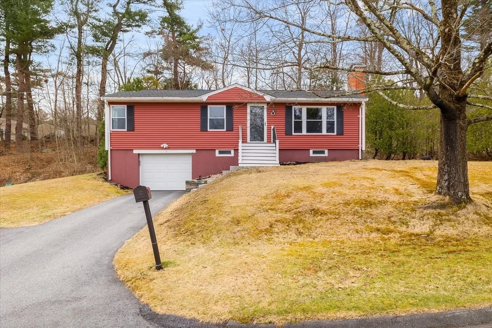 Unit for sale at 7 Venus Dr, Shrewsbury, MA 01545
