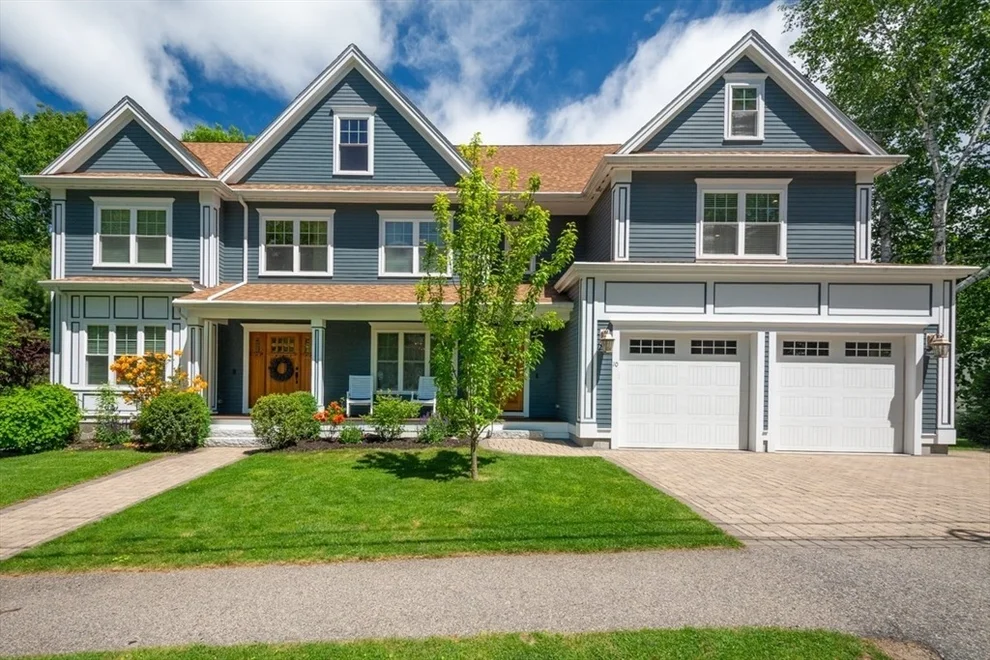 Unit for sale at 10 Damon Road, Needham, MA 02494