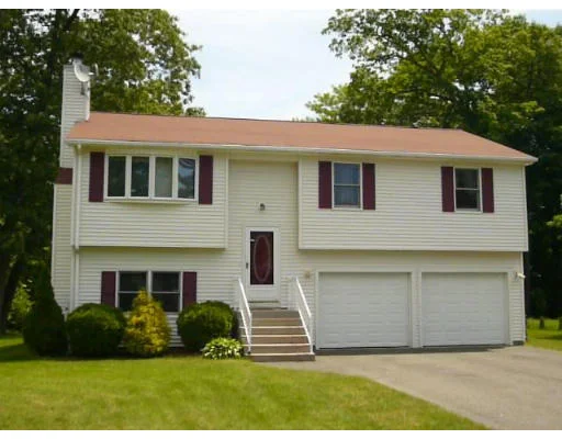 Unit for sale at 228 Braeburn Rd, East Longmeadow, MA 01028