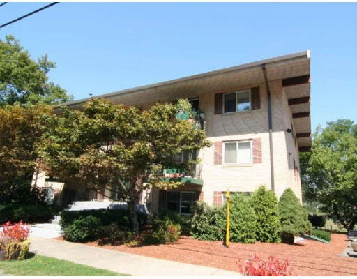 Unit for sale at 26 Winter St, Saugus, MA 01906