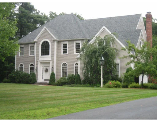 Unit for sale at 1 Wedgewood Dr, Hopkinton, MA 01748