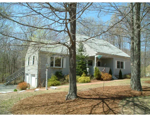 Unit for sale at 35 Summer Hill Road, Medway, MA 02053