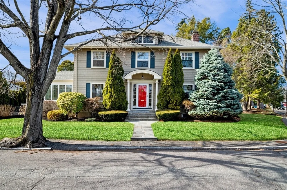 Unit for sale at 15 Oak Street, Marblehead, MA 01945