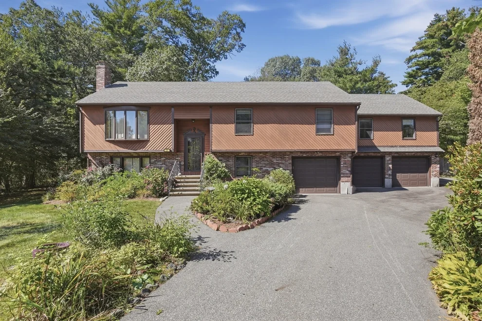 Unit for sale at 2 Clifford Road, Burlington, MA 01803