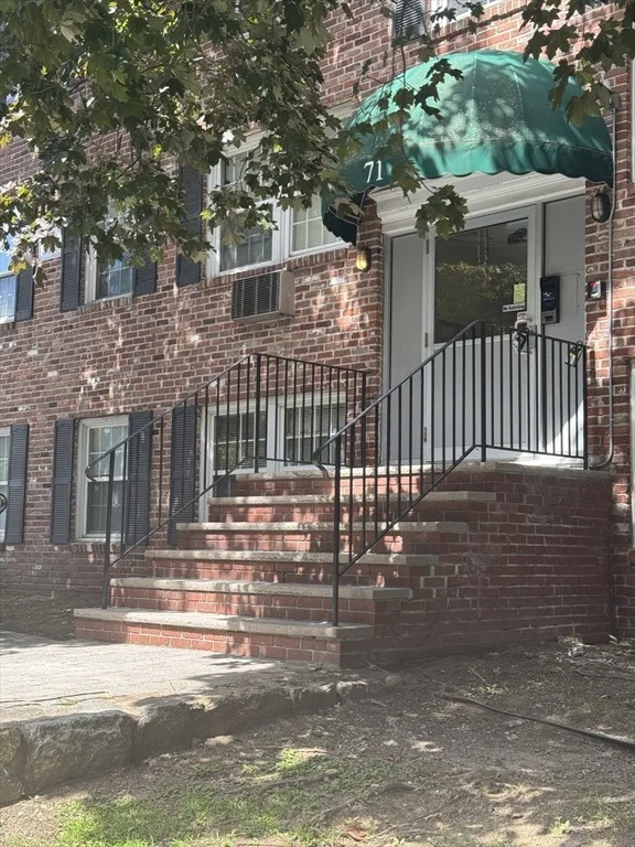 Unit for sale at 71 Mystic St, Methuen, MA 01844