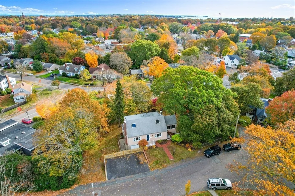 Unit for sale at 30 Amherst Rd, Marblehead, MA 01945