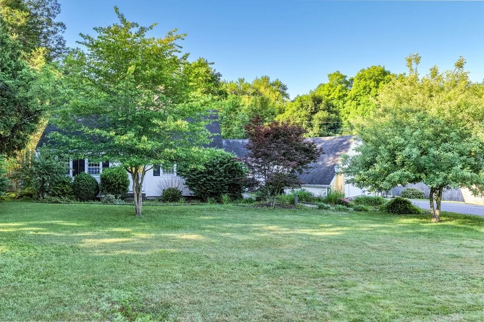 Unit for sale at 544 Springfield St, Wilbraham, MA 01095
