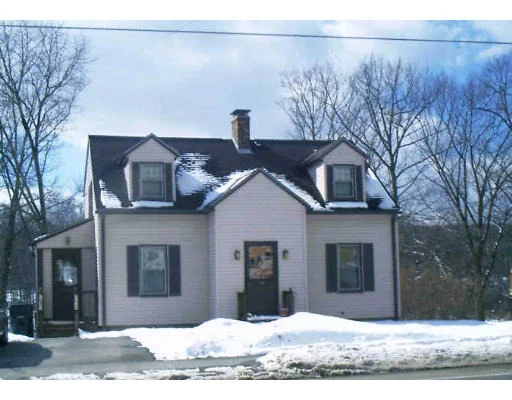 Unit for sale at 36 Pinehurst Avenue, Auburn, MA 01501