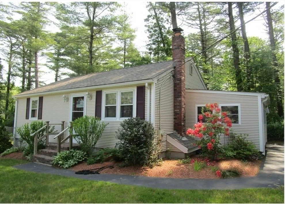 Unit for sale at 45 Walnut St, Plymouth, MA 02360