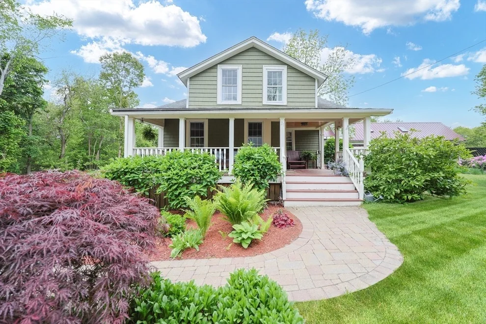 Unit for sale at 21 Witherell Pl, Plainville, MA 02762