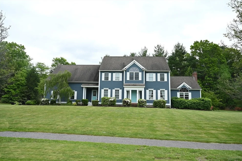 Unit for sale at 34 Highland Cir, Halifax, MA 02338