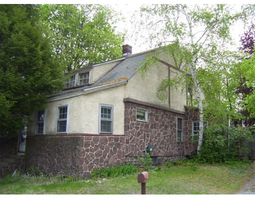 Unit for sale at 17 Genessee, Worcester, MA 01603