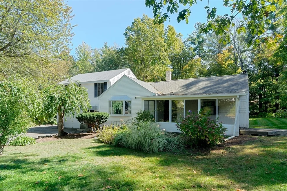 Unit for sale at 34 Putnam Lane, Holden, MA 01520