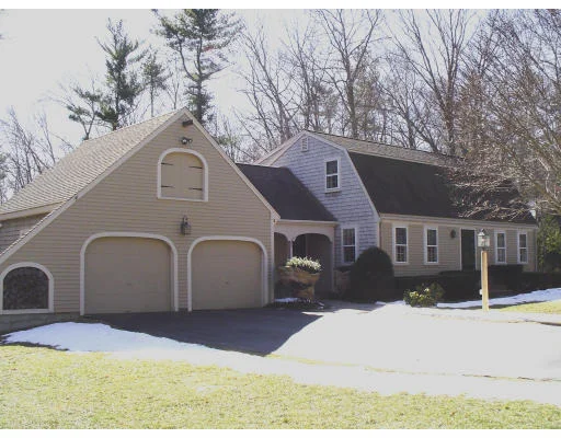 Unit for sale at 31 Cushing Hill Road, Norwell, MA 02061