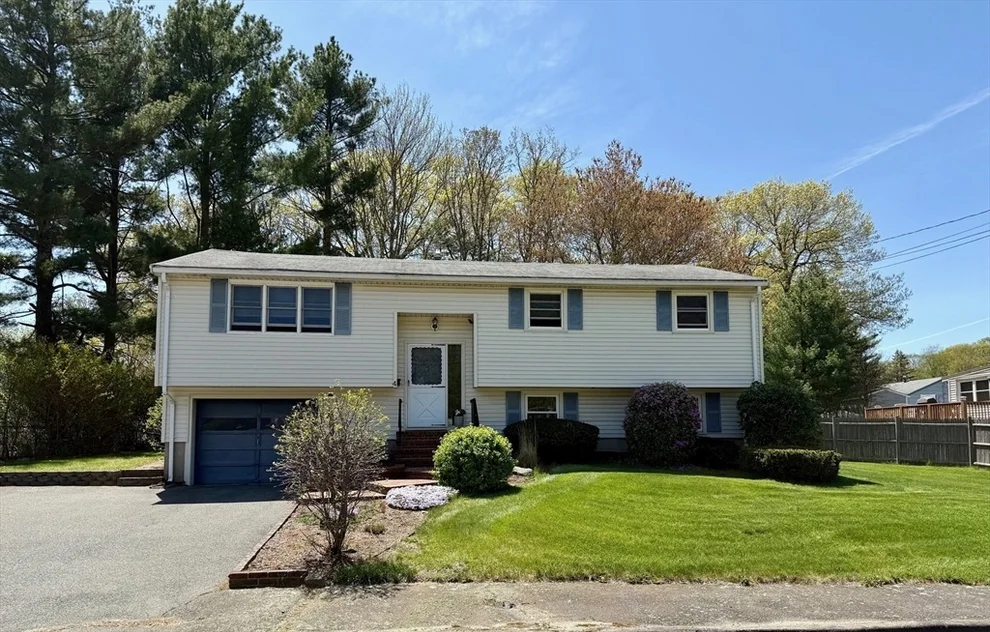 Unit for sale at 4 Fernandez Circle, Randolph, MA 02368