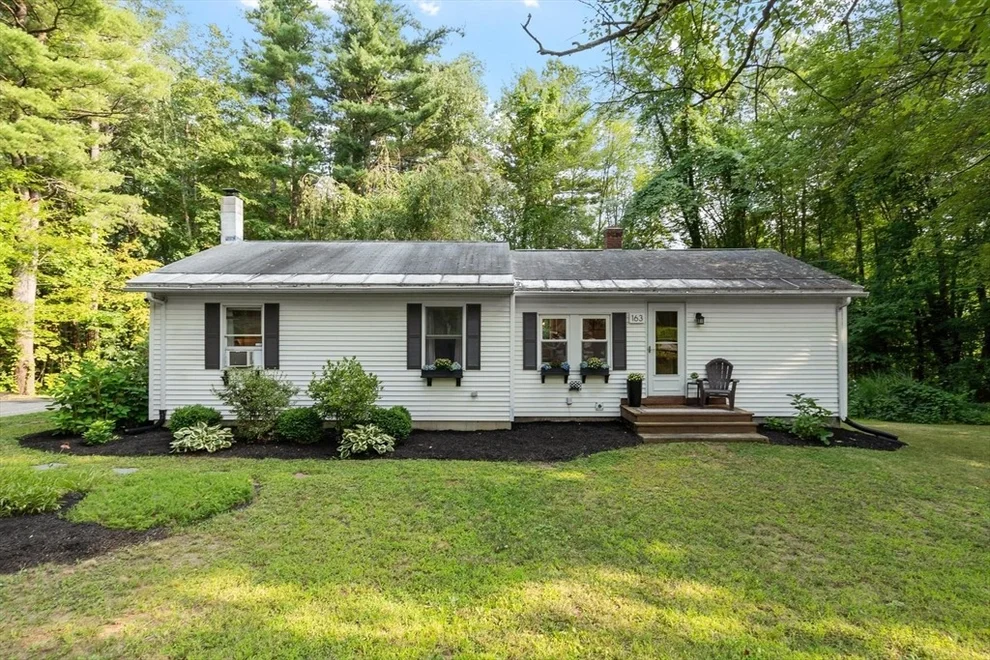 Unit for sale at 163 Beal St, Lunenburg, MA 01462