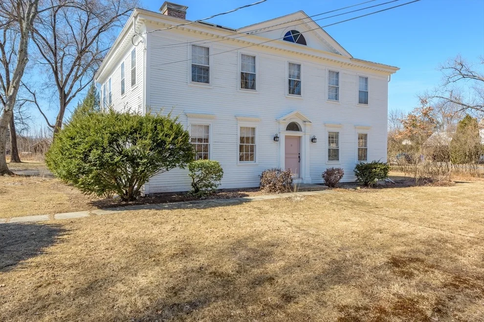 Unit for sale at 11 Middle St, Hadley, MA 01035