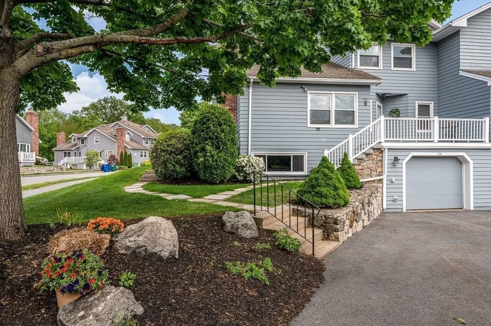 Unit for sale at 13 Carnation Circle, Reading, MA 01867