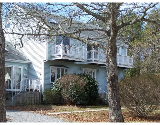 Unit for sale at 9 Widows Cove Ln, Wareham, MA 02571