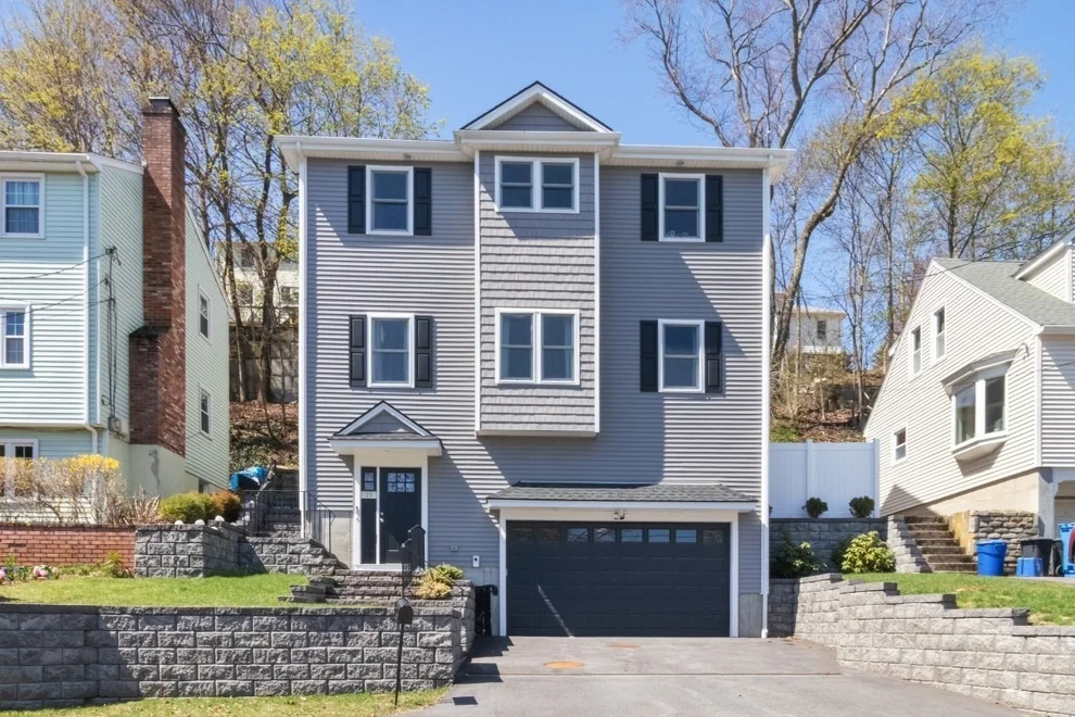 Unit for sale at 20 College Farm Rd, Waltham, MA 02451