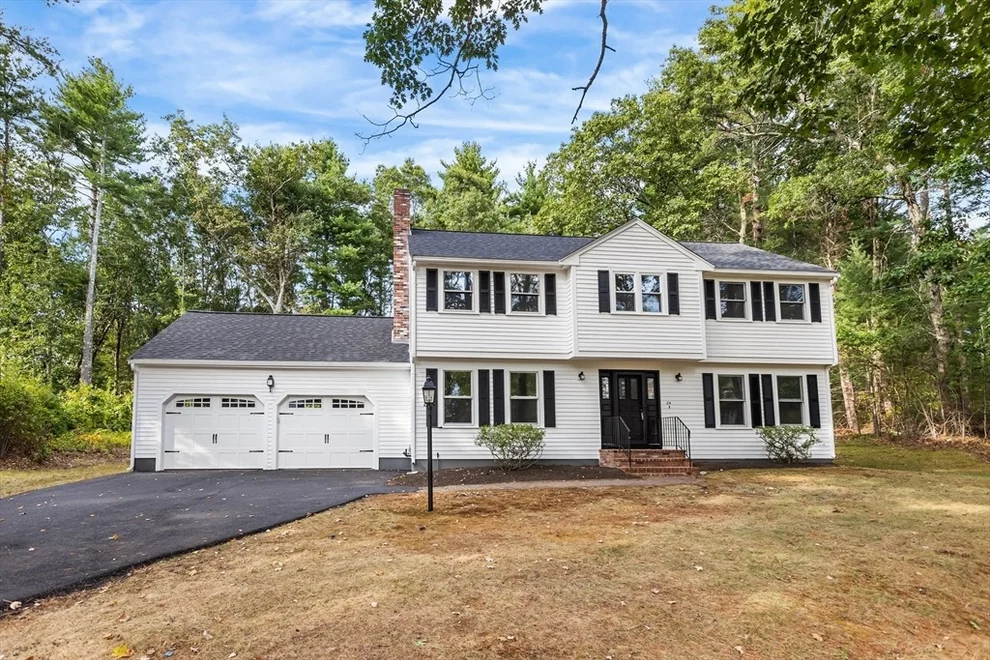 Unit for sale at 24 Pine Hill Dr, Walpole, MA 02081