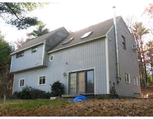 Unit for sale at 11 Leslie Rd, Rowley, MA 01969