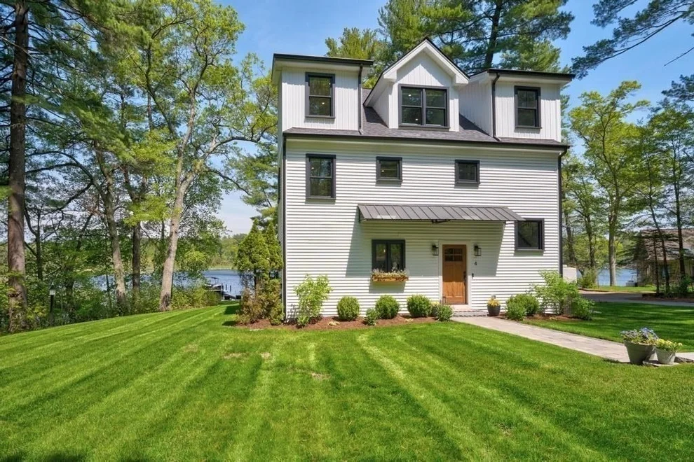 Unit for sale at 4 Northview Ave, Westford, MA 01886