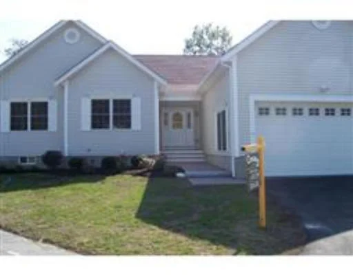 Unit for sale at 10 Nancy Ann Ln, Merrimac, MA 01860
